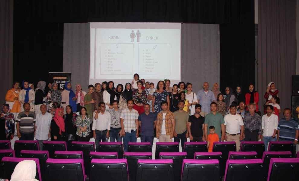 HER  KIZ ÇOCUK  BİR IŞIK Projesi Kapsamında Kadın Erkek Eşitliği Konferansı Gerçekleştirildi.